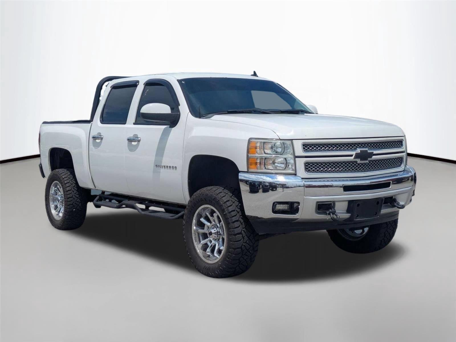 Used 2013 Summit White Chevrolet LTZ image 3