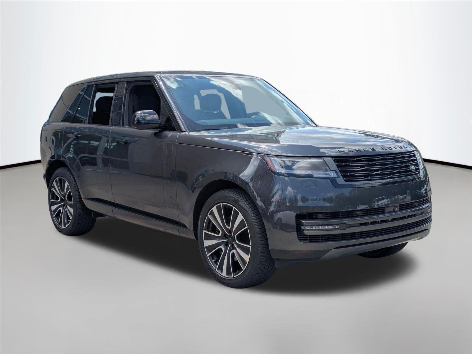 Used 2025 Carpathian Grey Premium Metallic Land Rover SE image 3