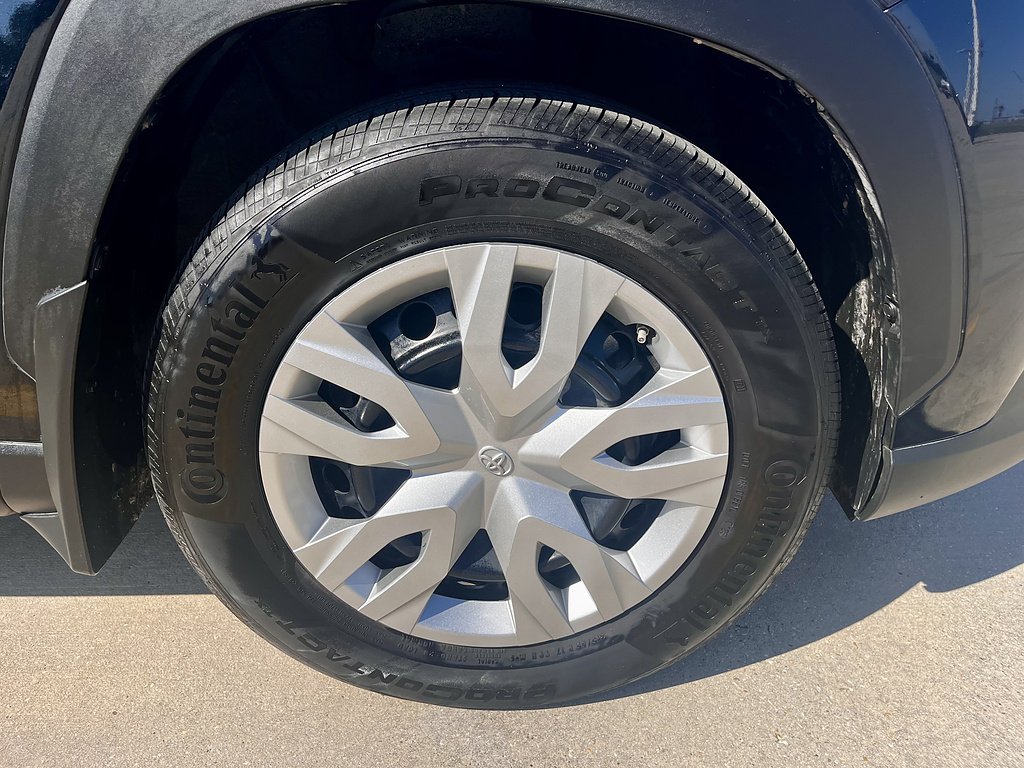Used 2025 Jet Black Toyota L image 11