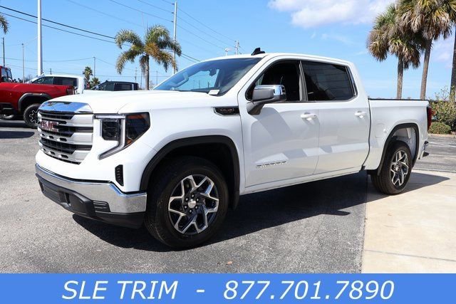 New 2026 Summit White GMC SLE image 4