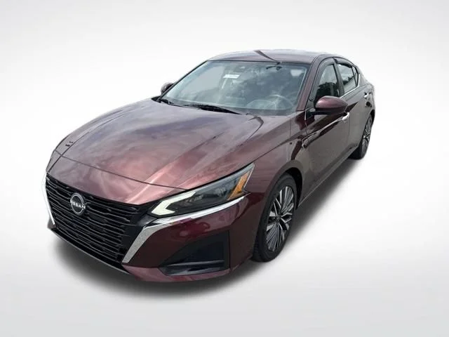 Used 2023 Red Nissan 2.5 SV image 1