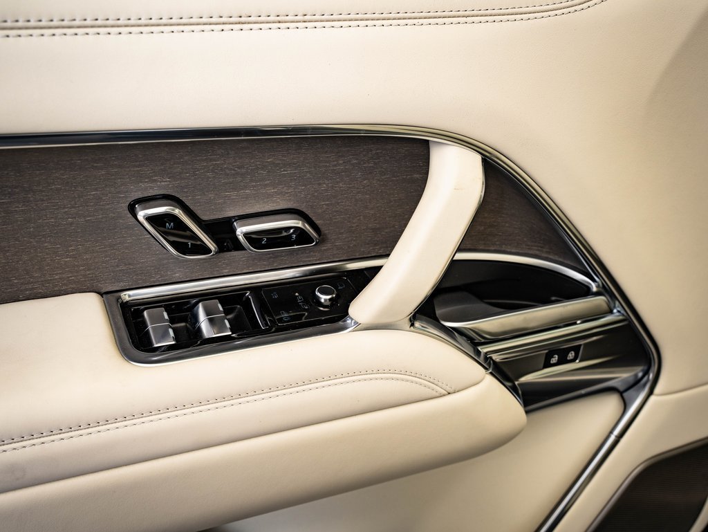 2026 Land Rover Range Rover SV - Photo 22