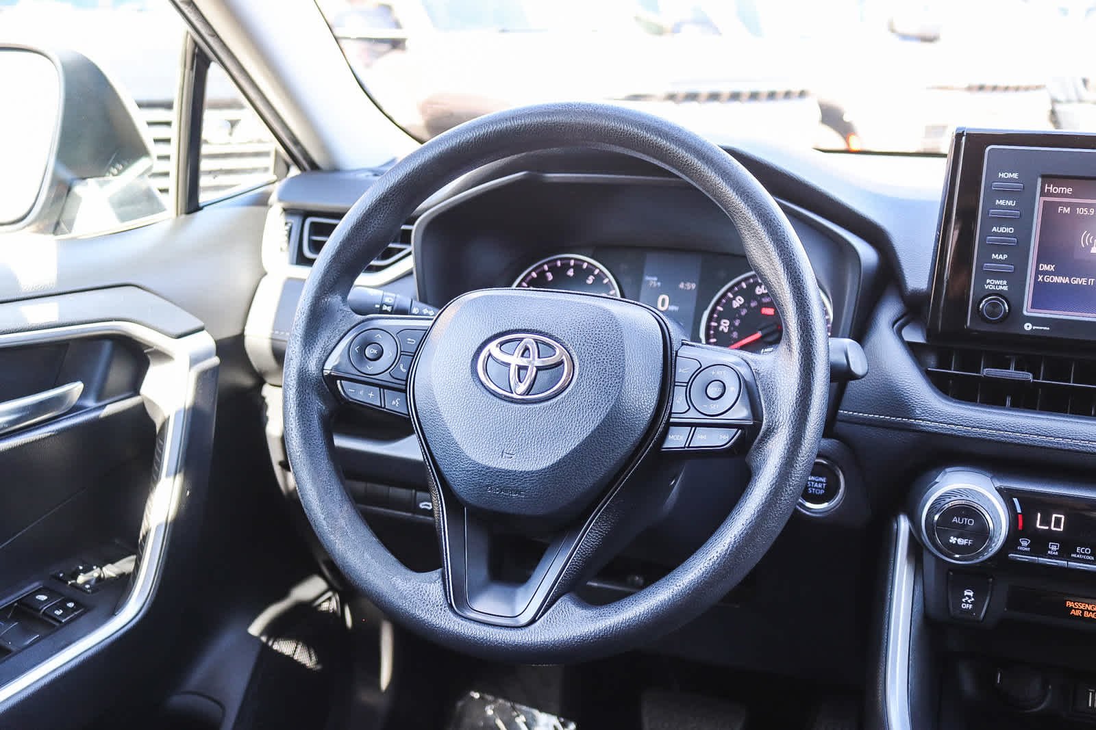 Used 2021 Silver Sky Metallic Toyota XLE image 15