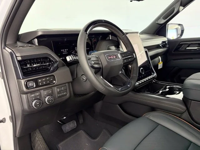 2026 GMC Yukon AT4 - Photo 13