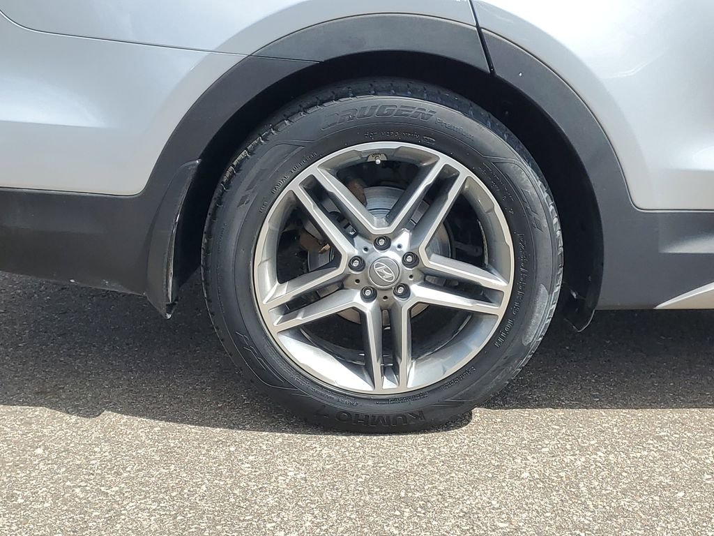 Used 2018 Silver Hyundai Limited Ultimate image 5