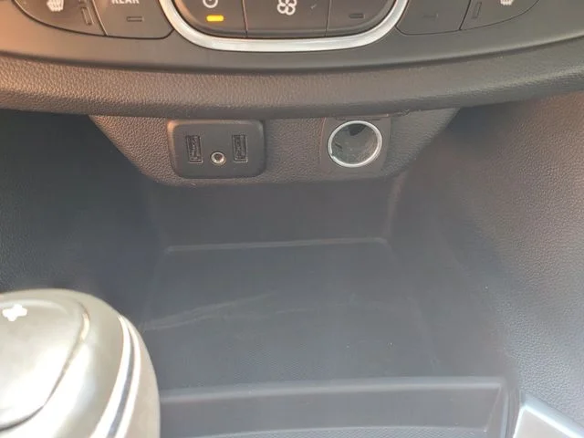 Used 2018 Silver Chevrolet LT image 30