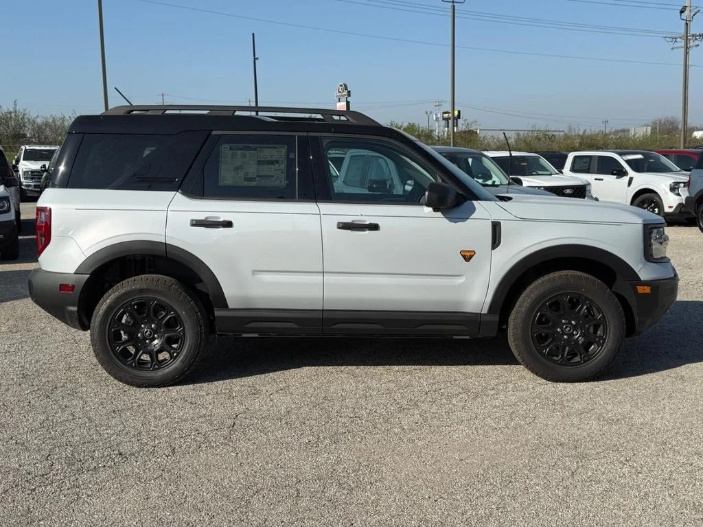 New 2026 Space White Metallic Ford Badlands® image 2