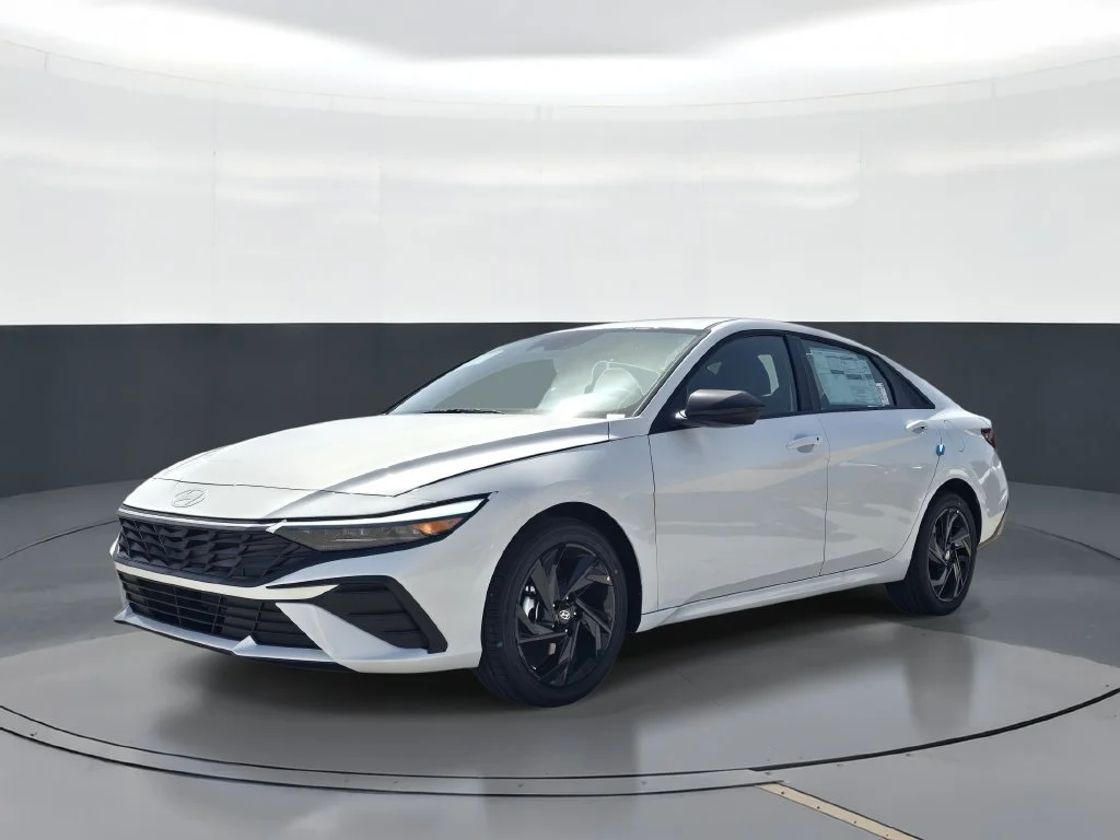 New 2026 White Hyundai SEL Sport image 1