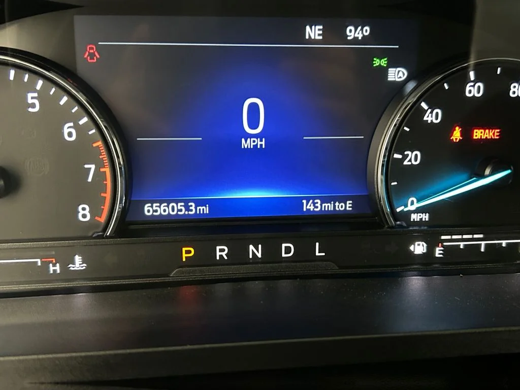 Used 2023 Silver Ford XLT image 10