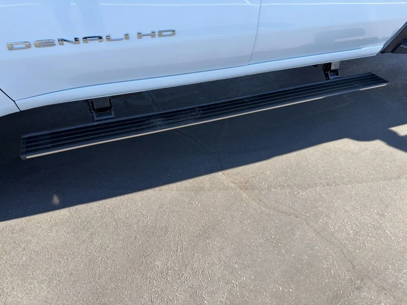 New 2026 Glacier White Tricoat GMC Denali Ultimate image 21