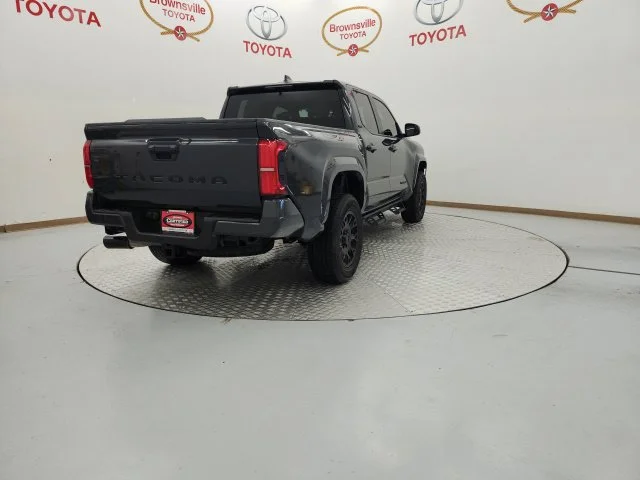 Used 2025  Toyota SR5 image 8
