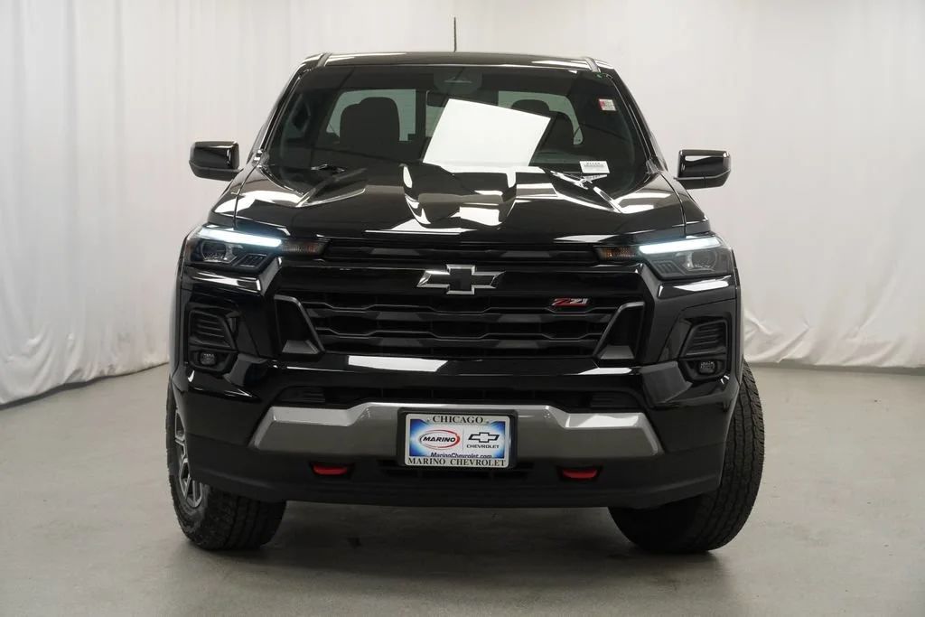 Used 2024 Black Chevrolet Z71 image 33