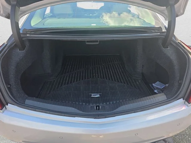 Used 2018 Radiant Silver Metallic Cadillac 3.6L Luxury image 12