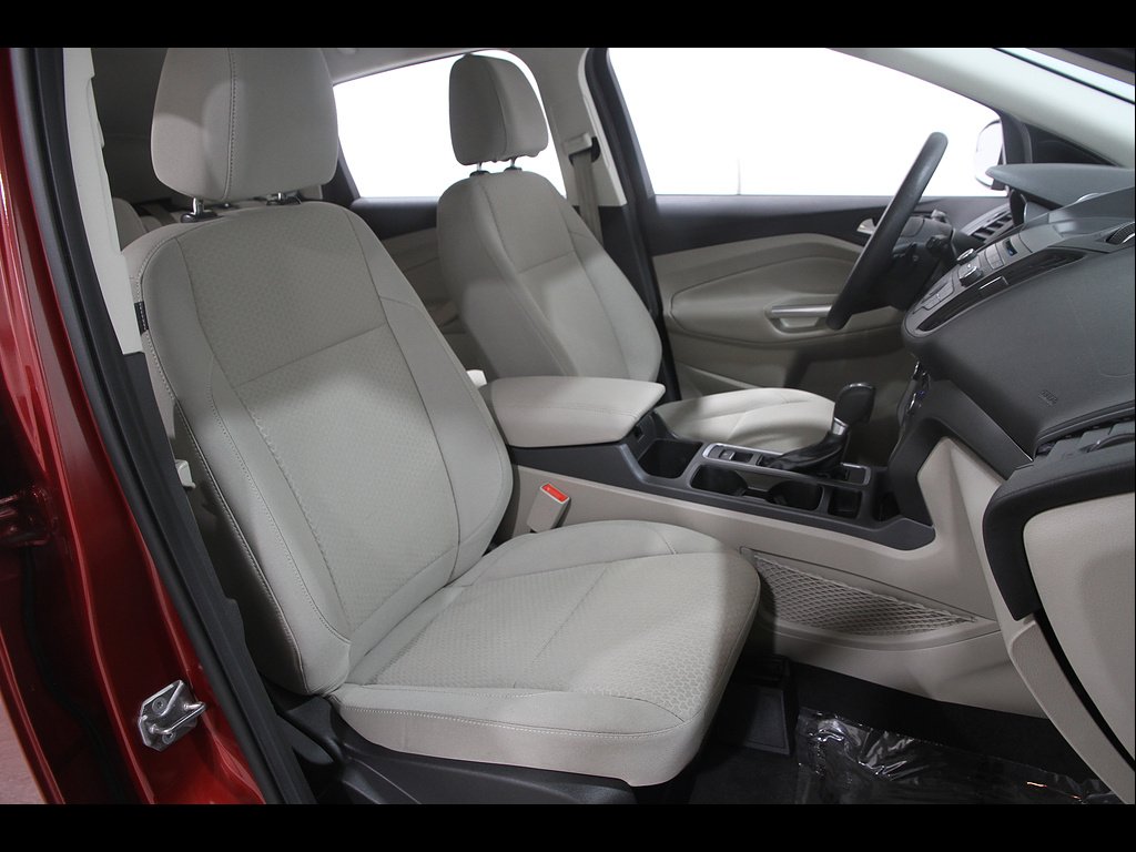 2017 Ford Escape SE - Photo 15