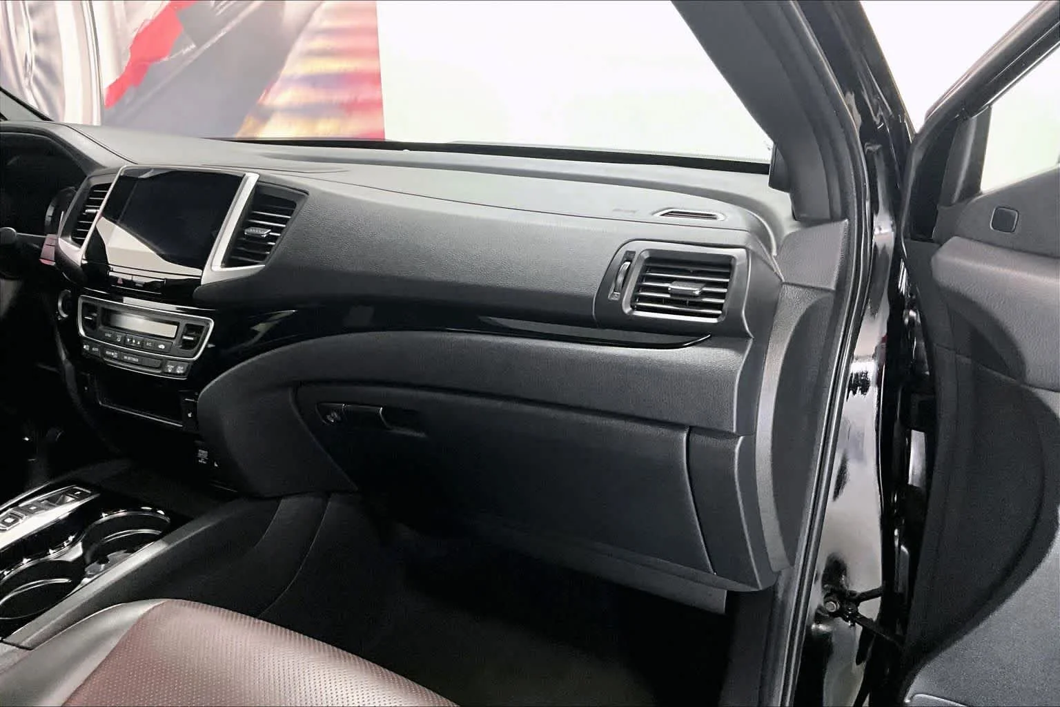 Used 2020 Crystal Black Pearl Honda Black Edition image 20