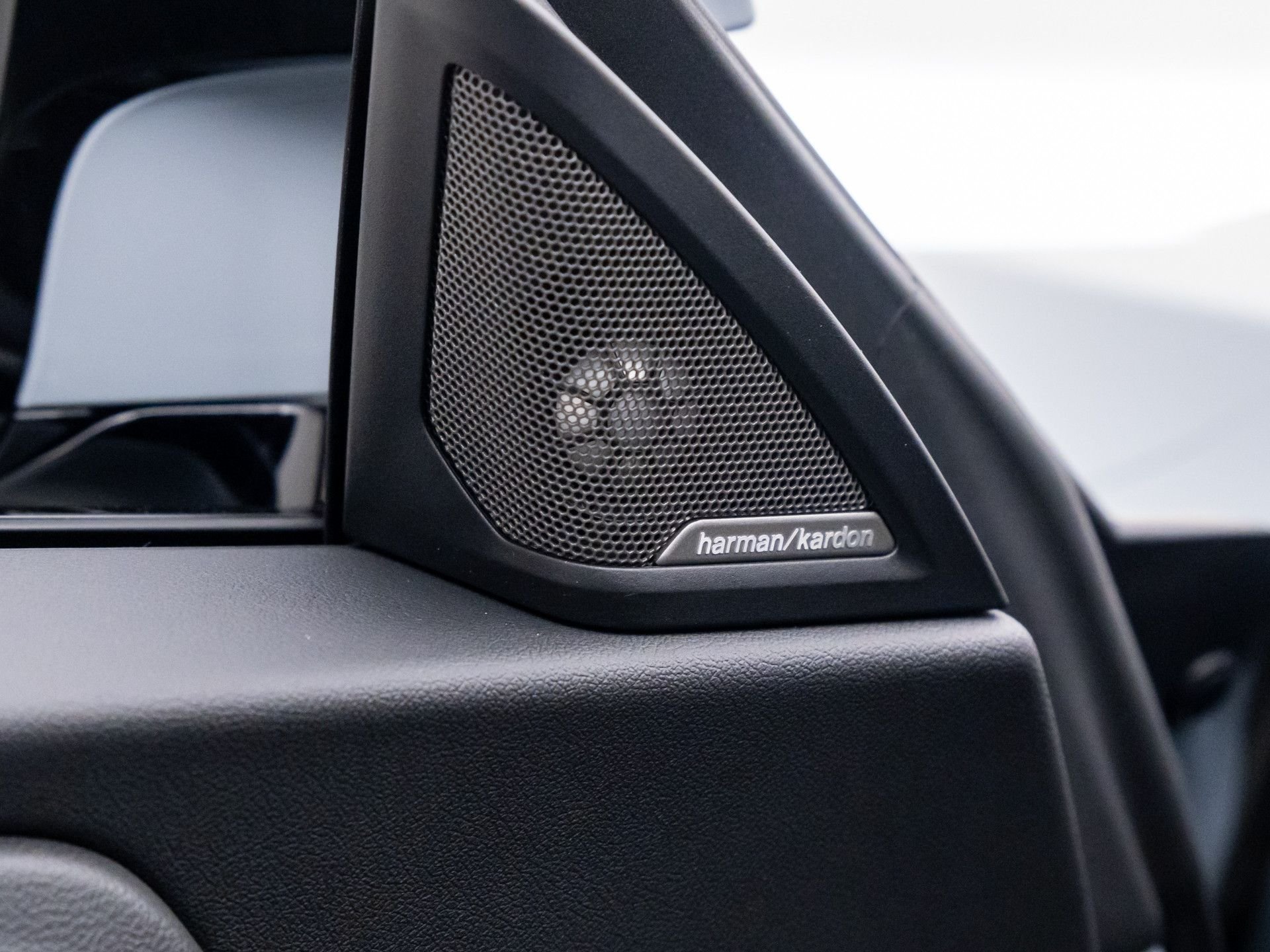 New 2026 Brooklyn Grey Metallic BMW Base image 15