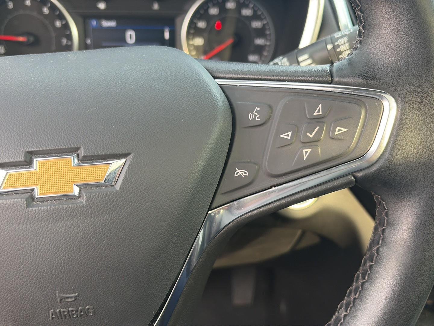 Used 2024 Lakeshore Blue Metallic Chevrolet LT image 16