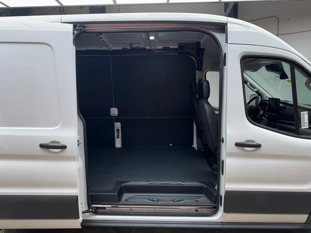 New 2026 Oxford White Ford Cargo Van image 27