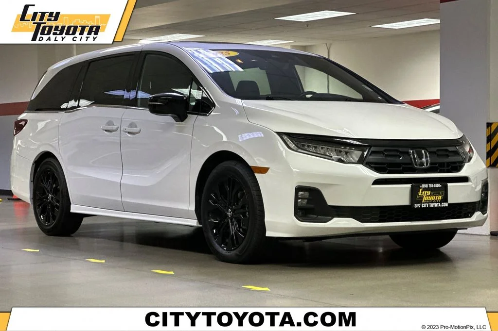 2025 Honda Odyssey Sport L's photo