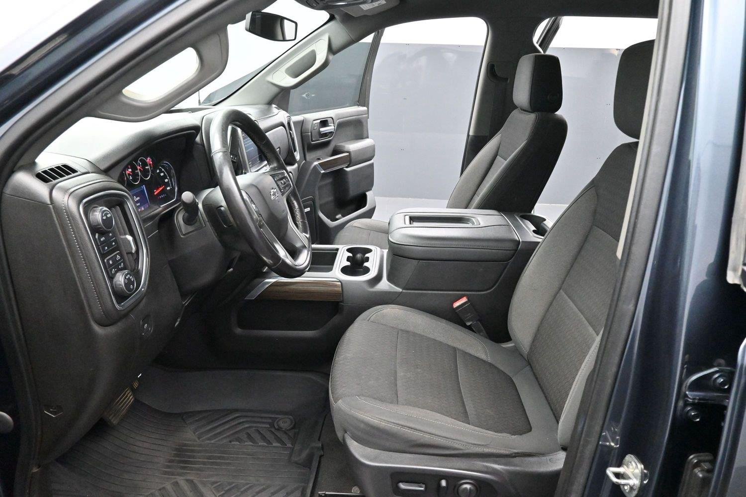Used 2021 SHADOW GRAY METALLIC Chevrolet RST image 12