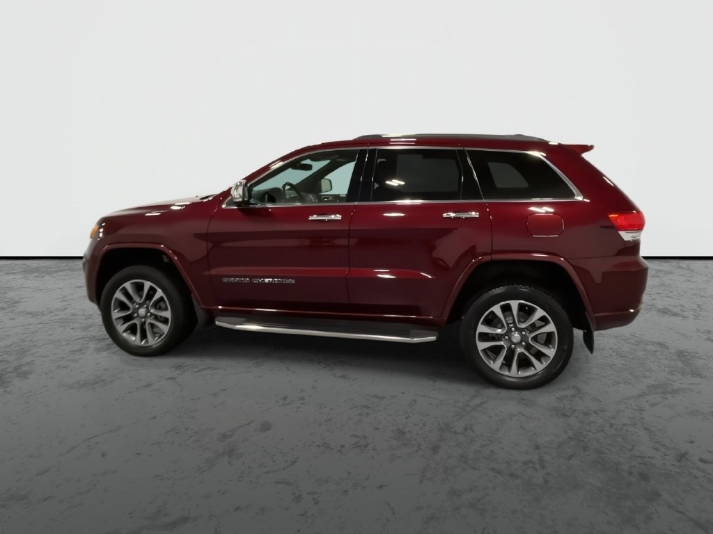 Used 2017 Red Jeep Overland image 5