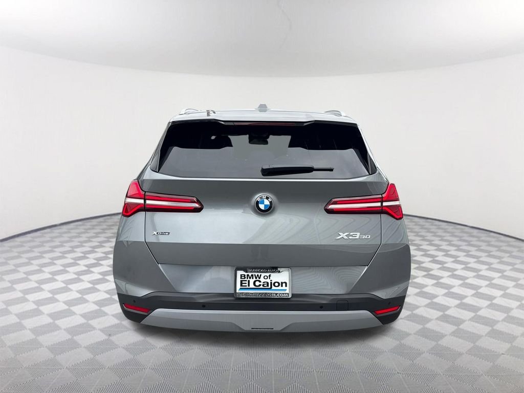 New 2026 Skyscraper Grey Metallic BMW 30 xDrive image 5