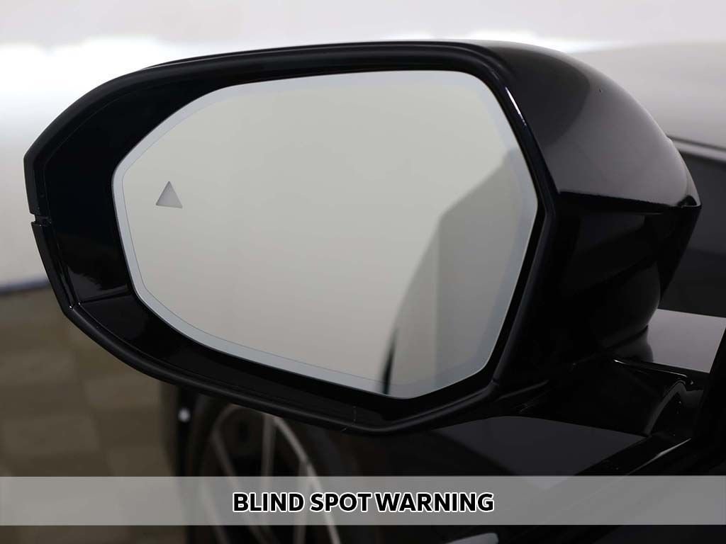 Used 2023 Black BMW 760i xDrive image 7