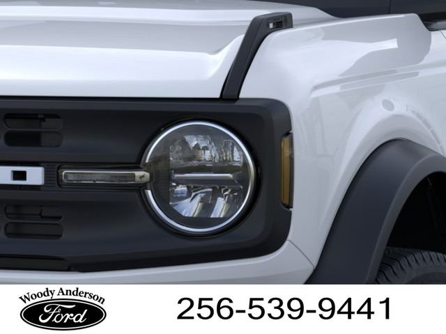 New 2026 Oxford White Ford Base Ford Custom Garage image 34