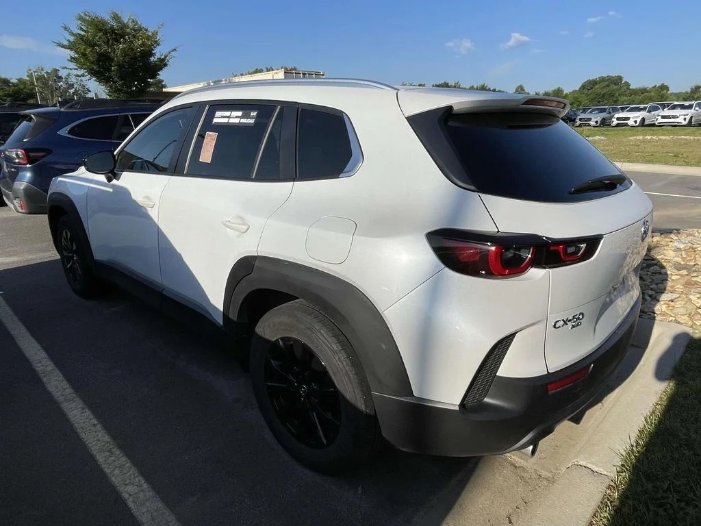 Used 2025 Wind Chill Pearl Mazda 2.5 S Preferred Package image 3