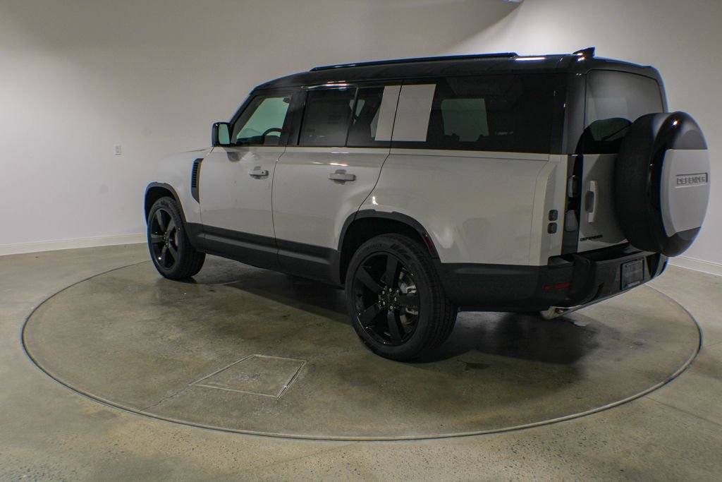 New 2026 Borasco Grey Land Rover S image 4