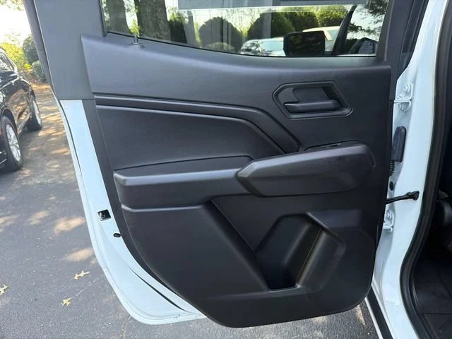 Used 2025 Summit White Chevrolet WT/LT image 21