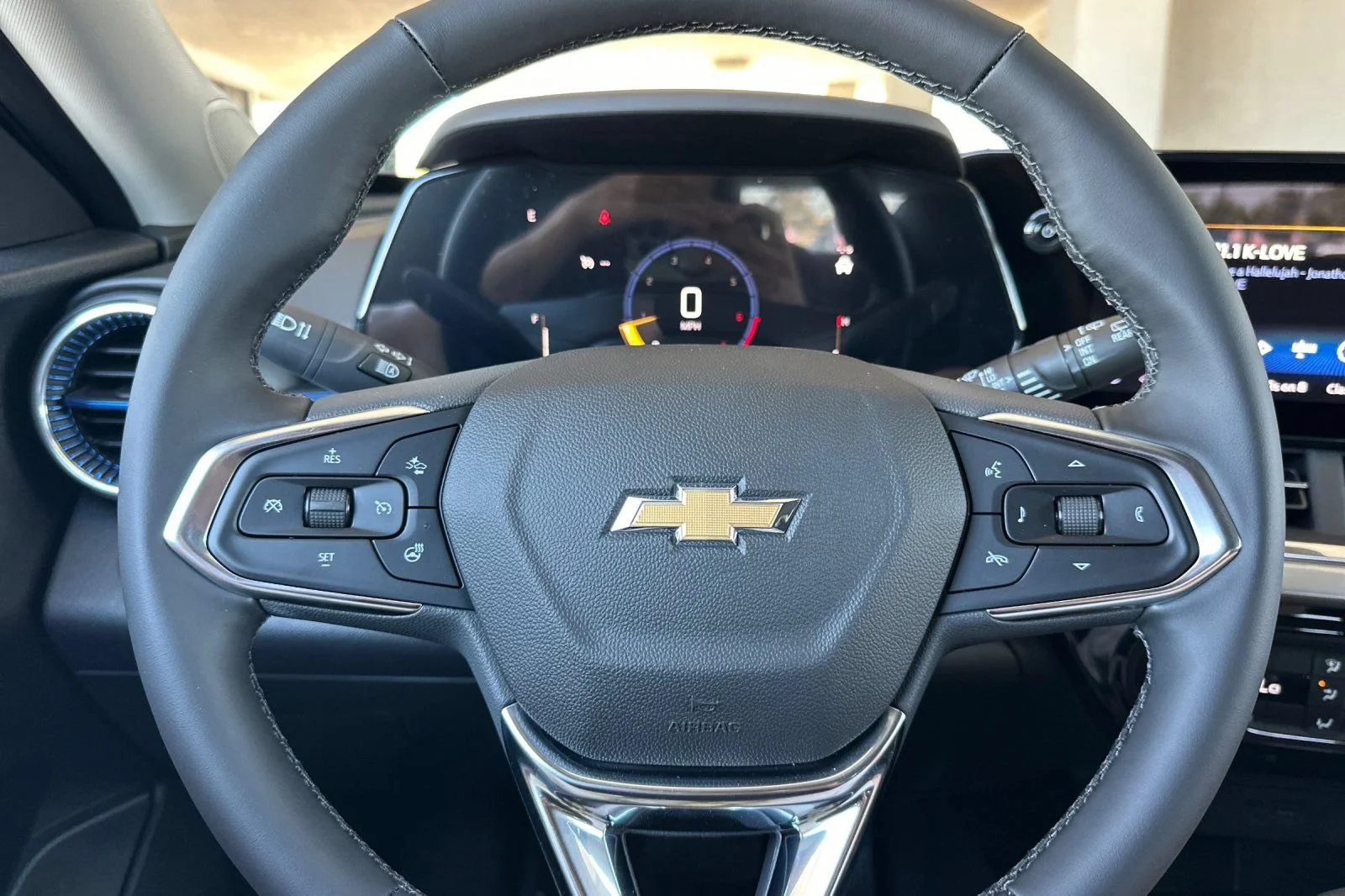 New 2026 Summit White Chevrolet LT image 23