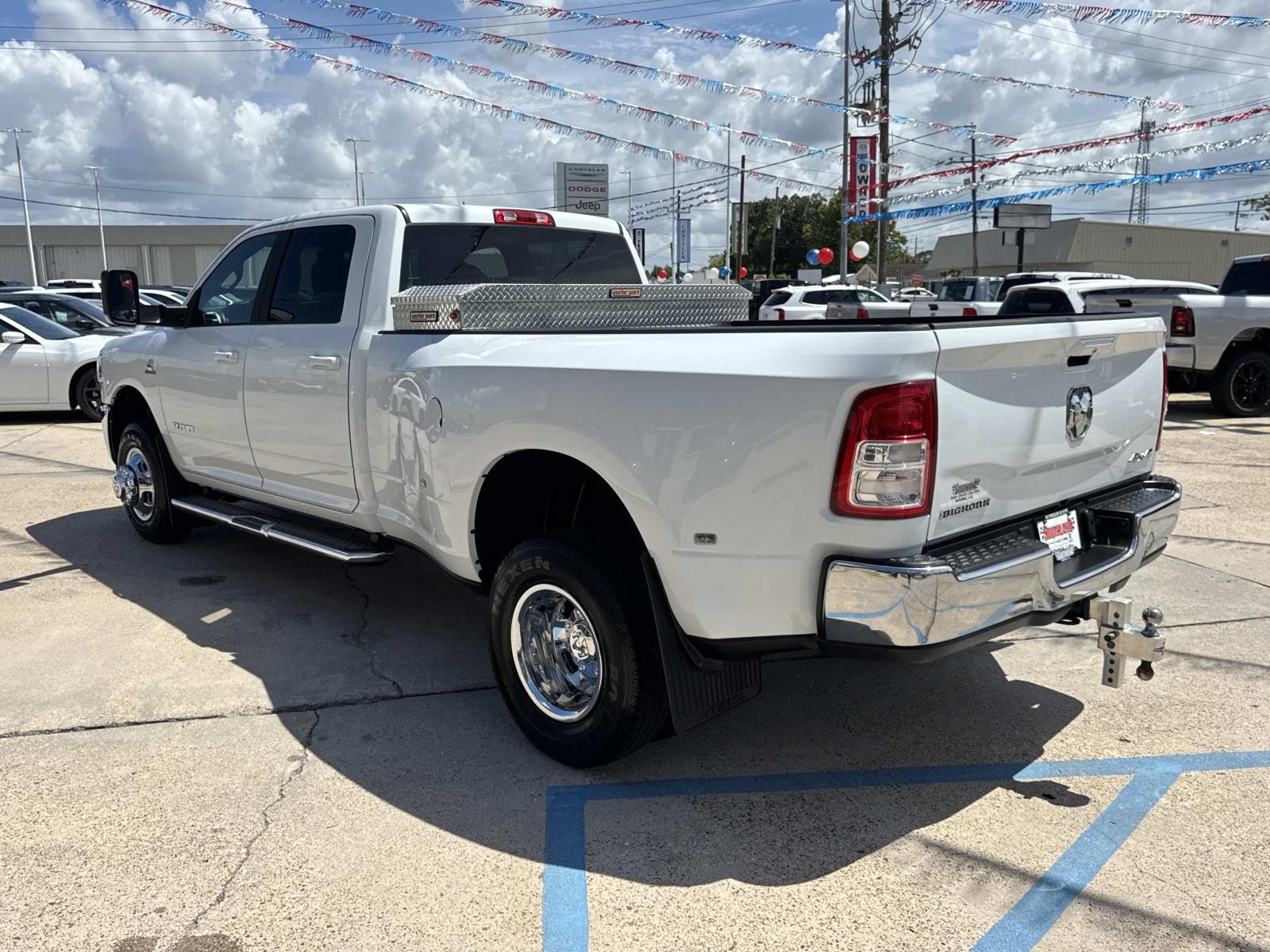 Used 2022 Bright White Clearcoat Ram Big Horn image 5