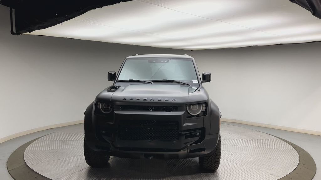 New 2026 Narvik Black Land Rover OCTA image 7