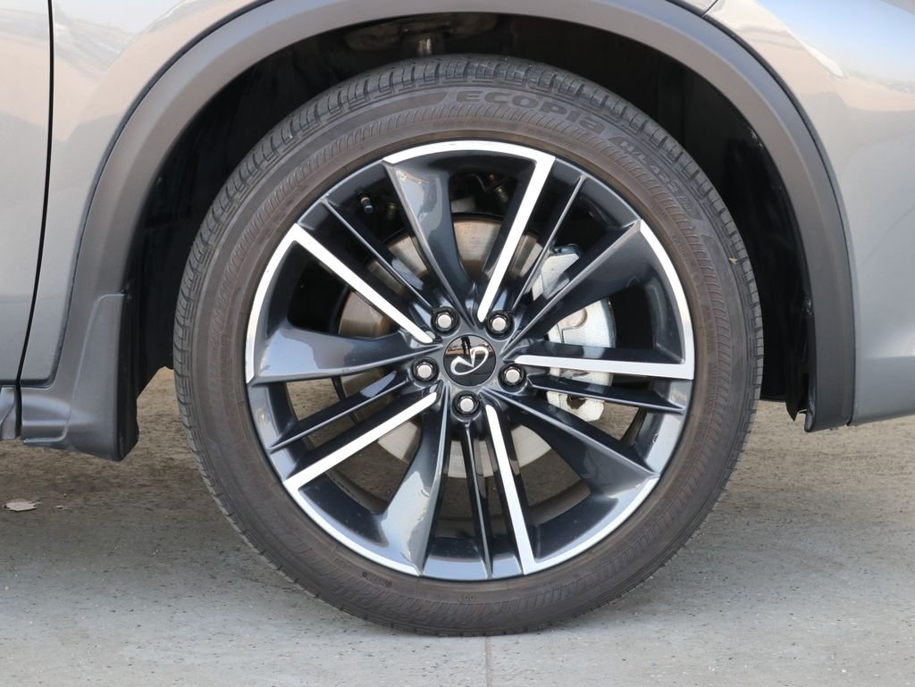 Certified Used 2023 Gray INFINITI LUXE image 54