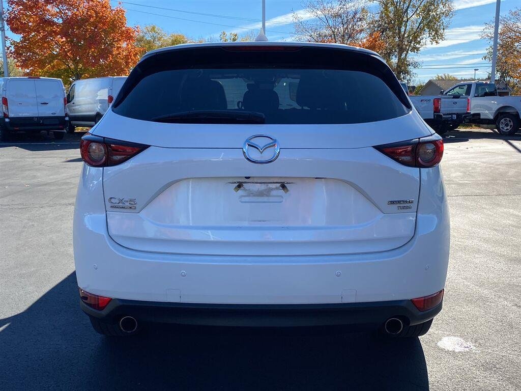 Used 2021 Snowflake White Pearl Mica Mazda Signature image 10