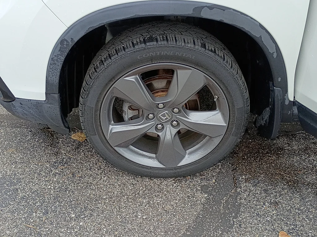 Used 2019 WHITE Honda Touring image 10