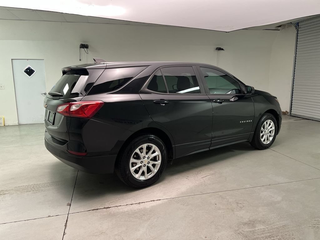 2020 Chevrolet Equinox LS - Photo 8