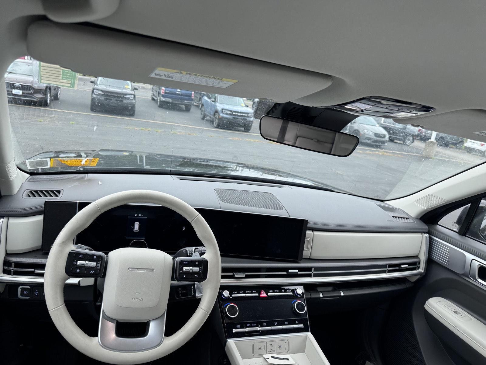Used 2026 Phantom Black Hyundai SEL image 11