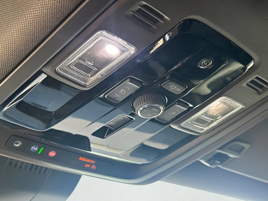 2026 GMC Yukon XL Elevation - Photo 17