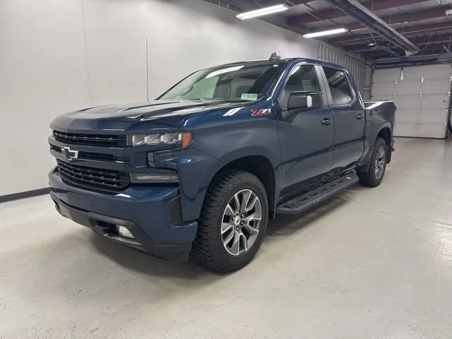 2022 Chevrolet Silverado 1500 RST 4X4 Crew Cab Short Box's photo