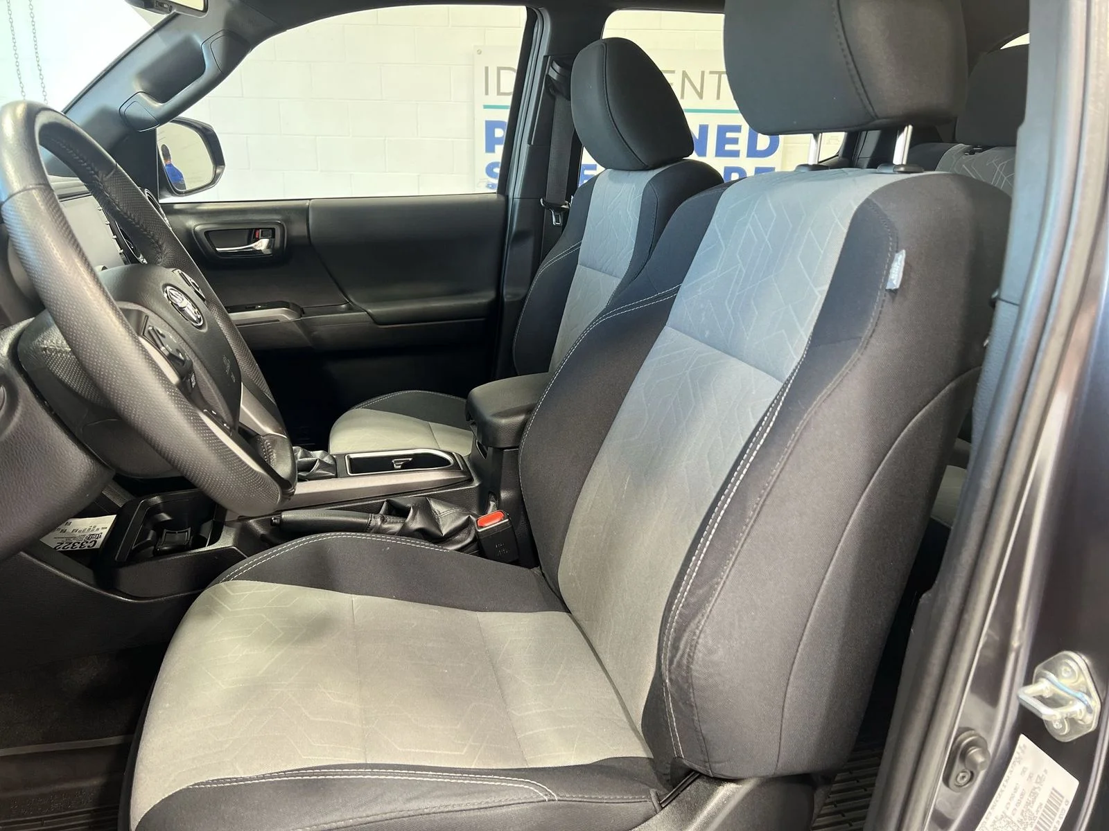 2021 Toyota Tacoma TRD Sport - Photo 11
