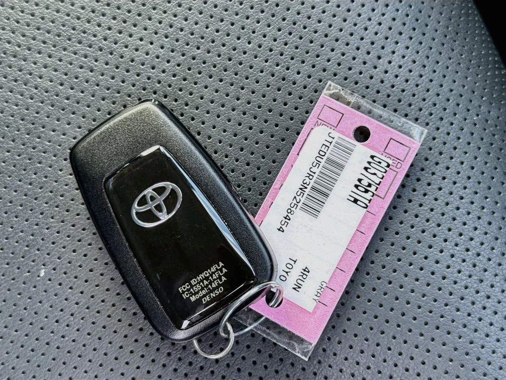 Used 2022 Gray Toyota Limited image 35