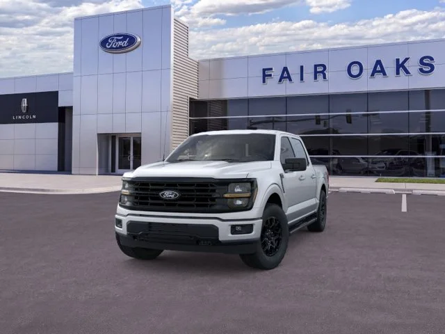 New 2026 Iconic Silver Metallic Ford XLT image 2