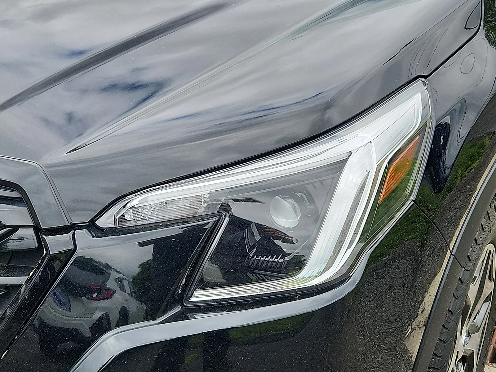 Certified Used 2024 Crystal Black Silica - CBS Subaru Premium image 9