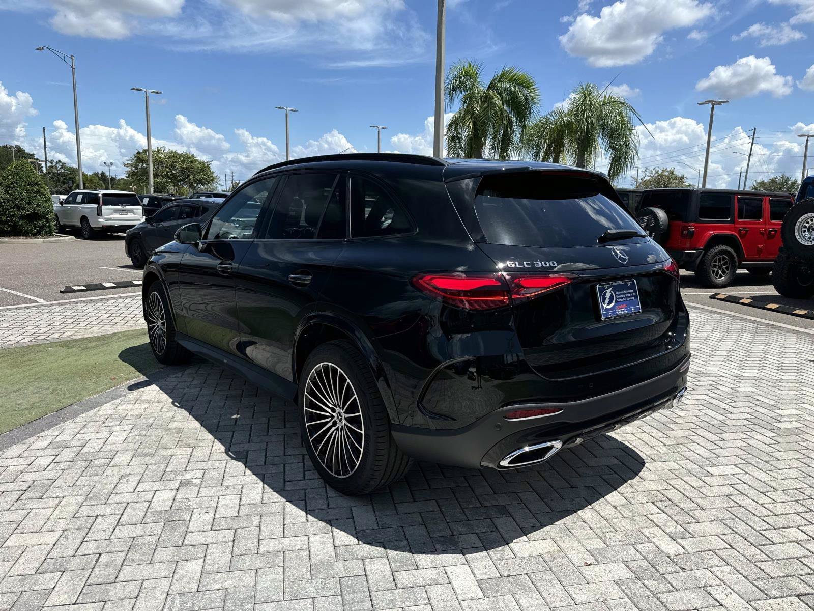 New 2027 Black Mercedes-Benz 300 SUV image 4