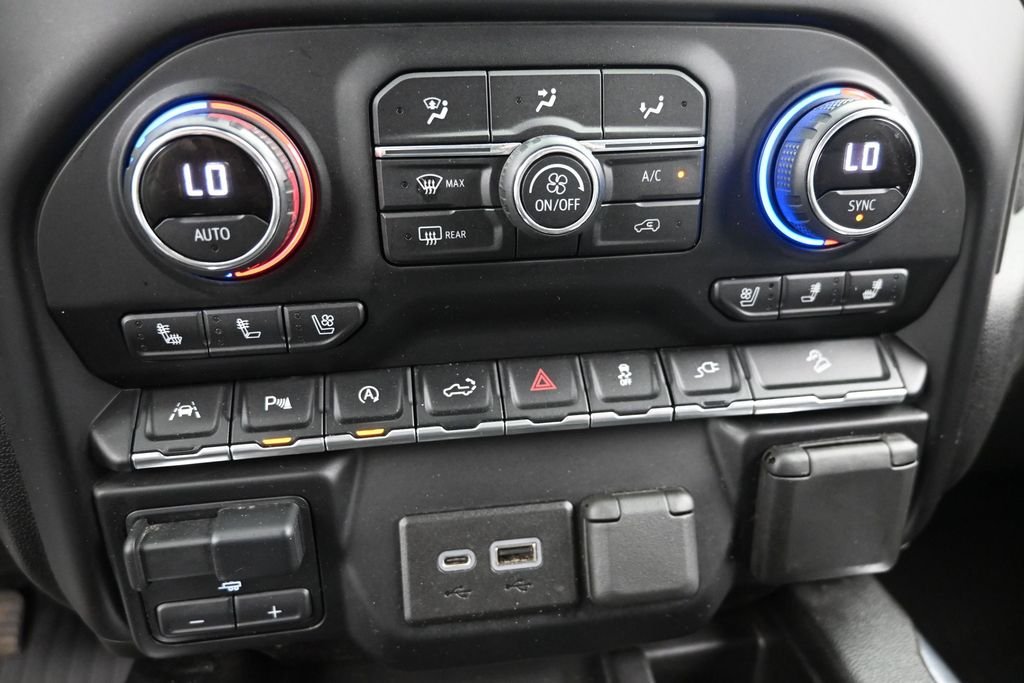 Used 2021 Blue Chevrolet LTZ image 20