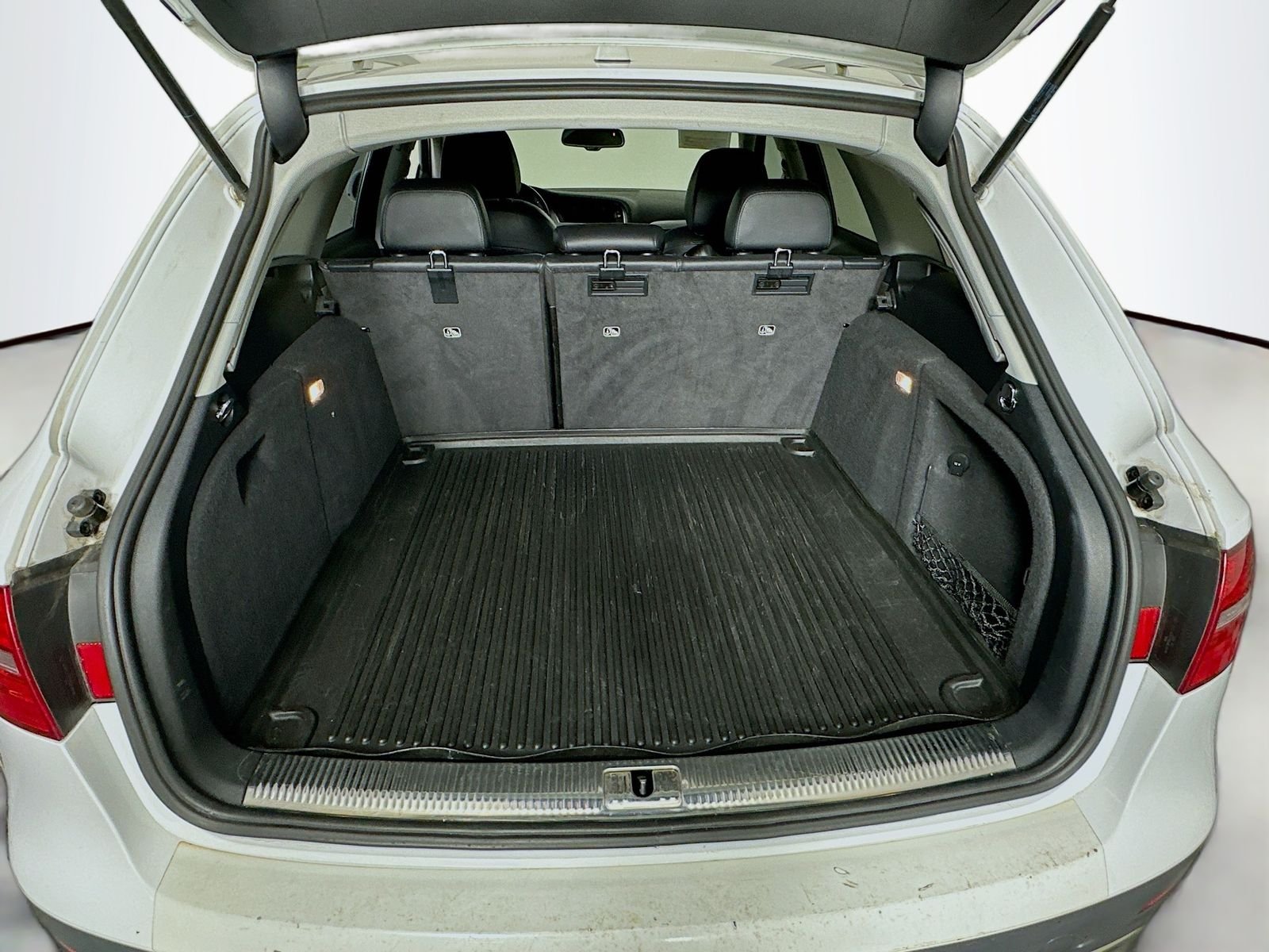 Used 2013 Ibis White Audi 2.0T Premium Plus image 26