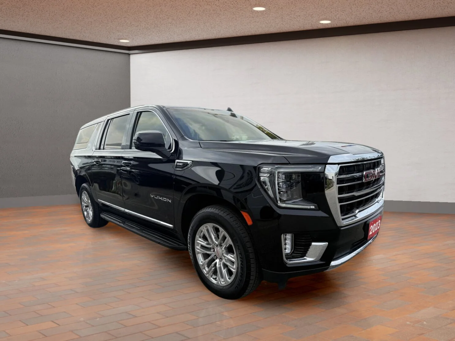 Certified Used 2023 Black GMC 4x4 Slt image 7