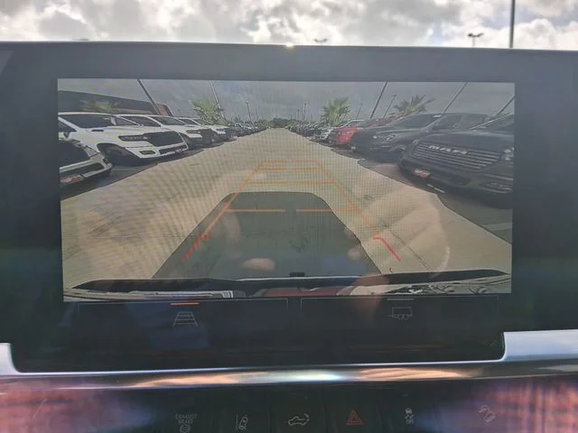 Used 2026 Silver GMC SLE image 11
